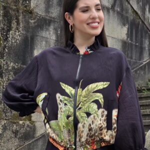 Cazadora tropical